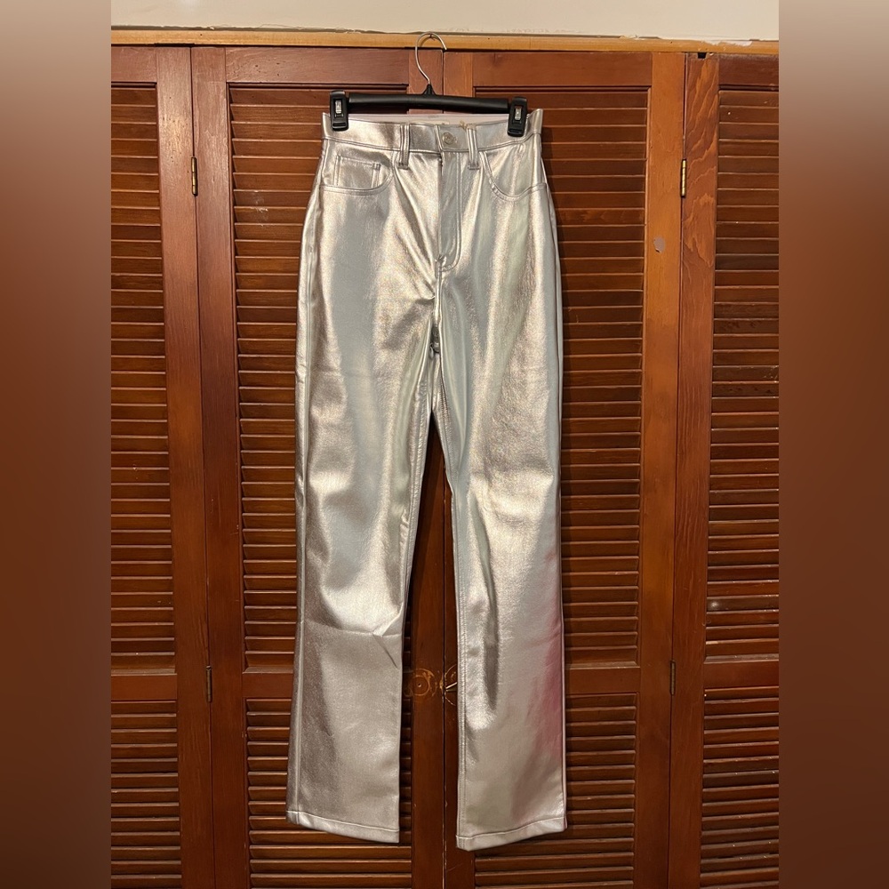 Abercrombie & Fitch Metallic Curve Love, 90’s straight pants.